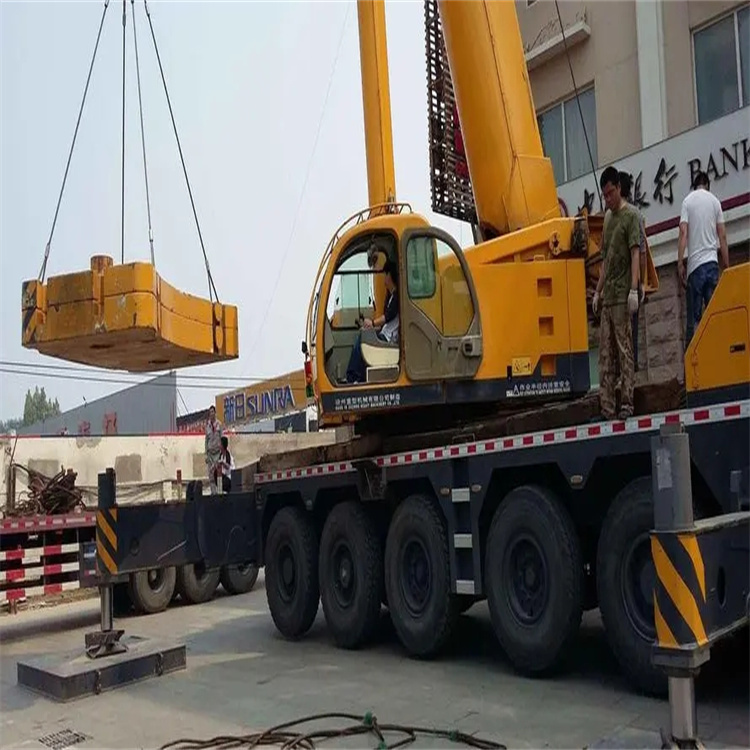 灵璧县当地吊车出租|机器吊装|75吨|工厂搬迁服务